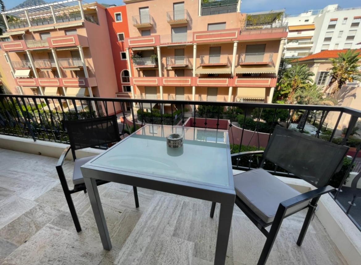 Studio 2 Pers , 40M2 En Bord De Mer Avec Vue Mer Ментона Екстериор снимка